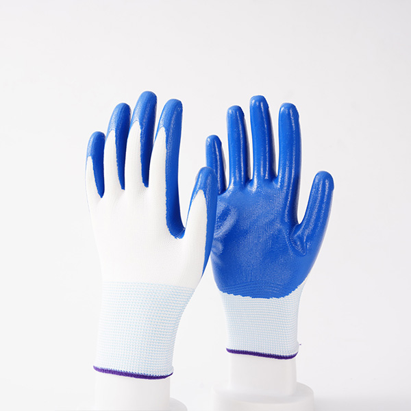 nitrile coated gloves DSC08232